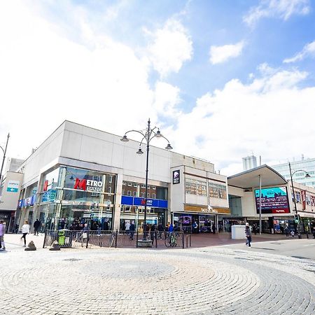 Spacious Flat With Patio & Parking In City Centre Reading Luaran gambar