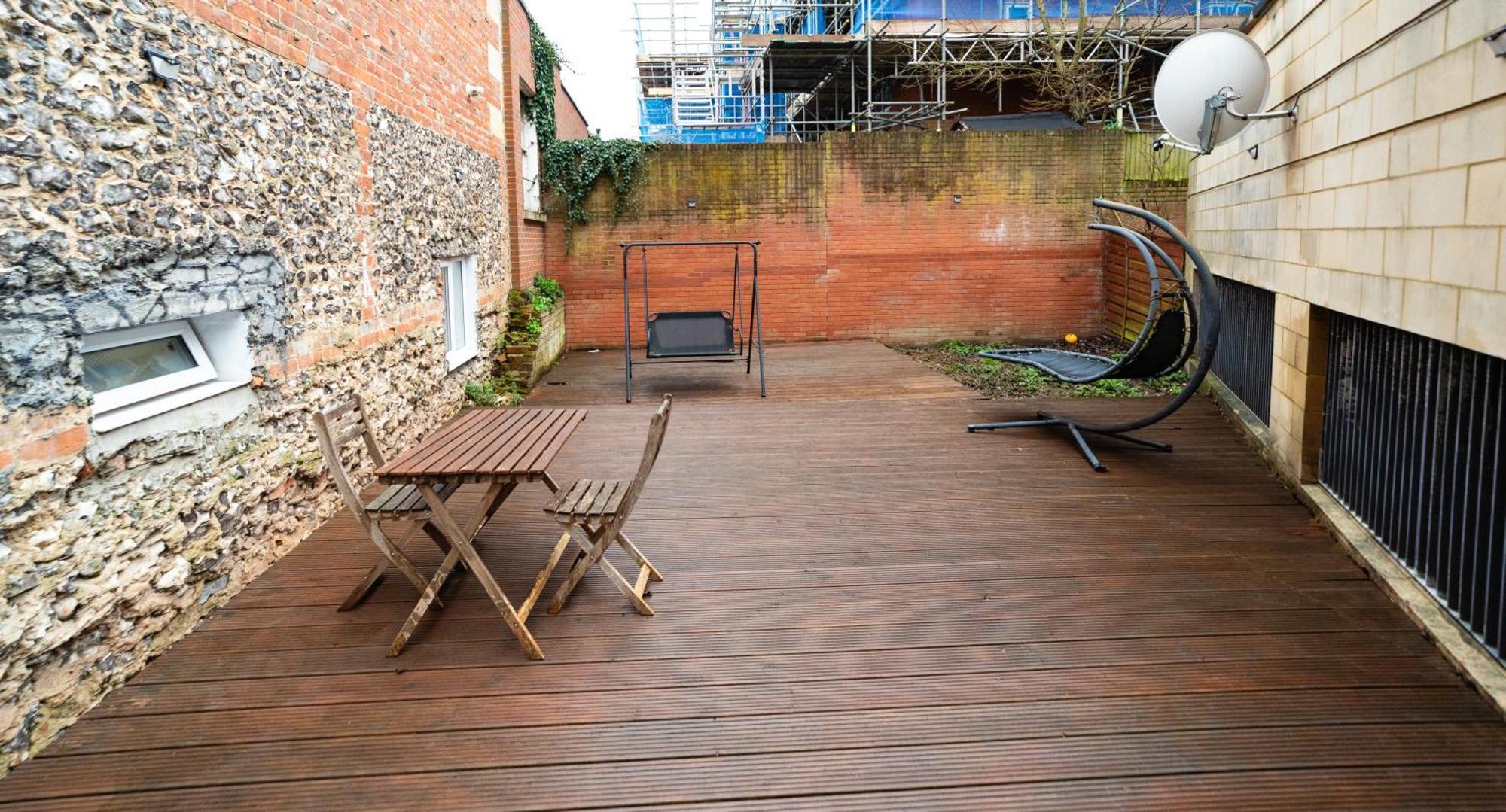 Spacious Flat With Patio & Parking In City Centre Reading Luaran gambar