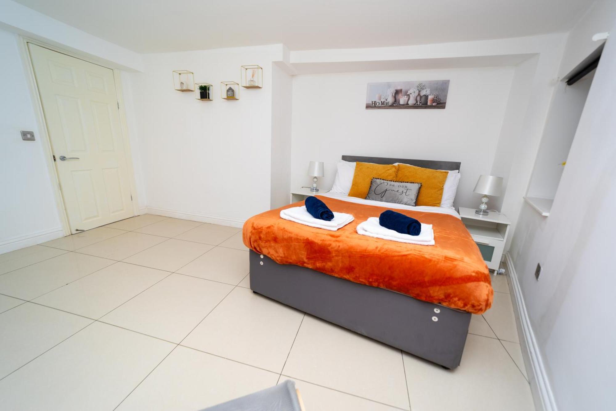 Spacious Flat With Patio & Parking In City Centre Reading Luaran gambar