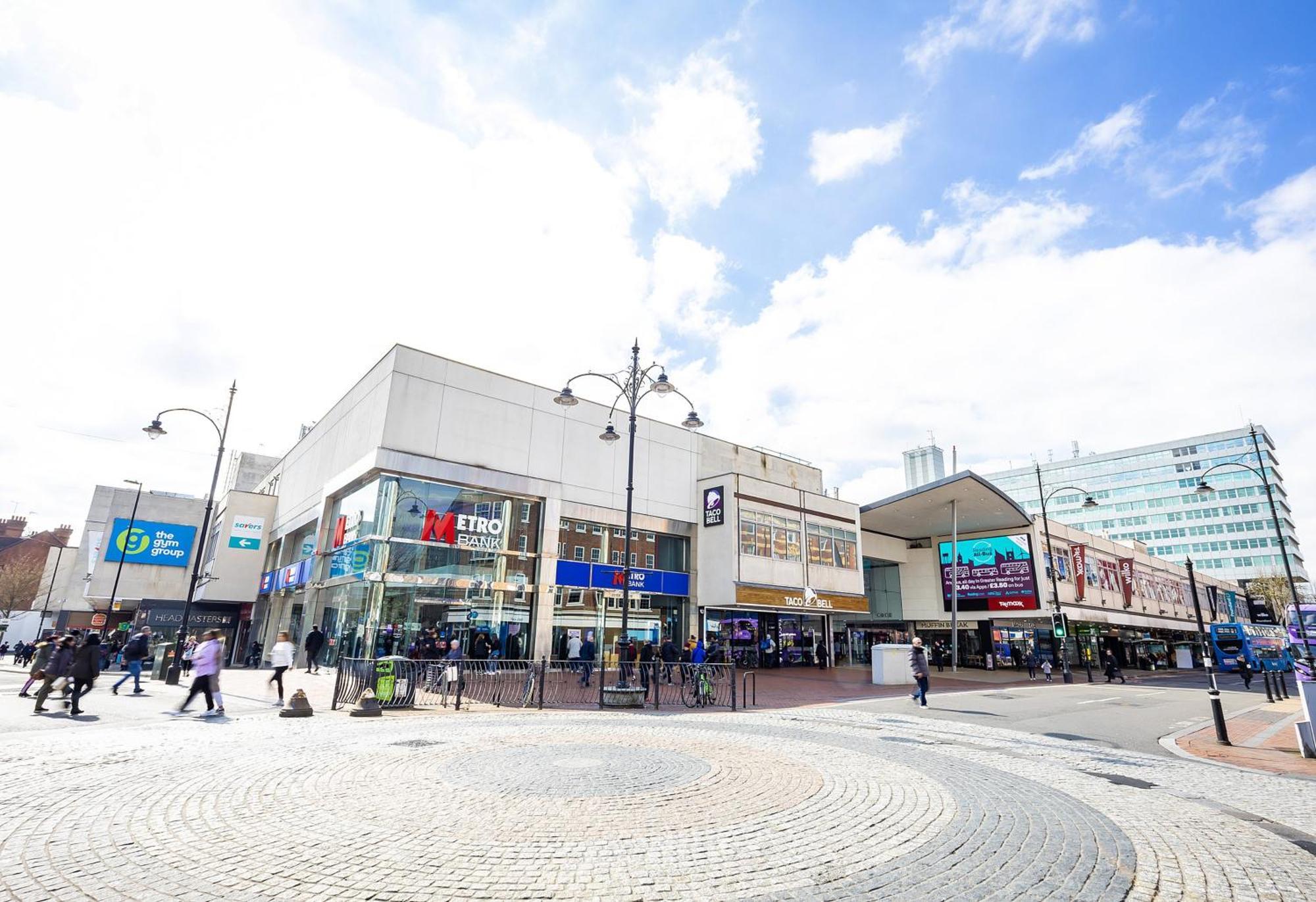 Spacious Flat With Patio & Parking In City Centre Reading Luaran gambar